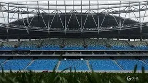 《独家揭秘：利兹联队瞄准名帅加里-奥尼尔，澳波与罗杰斯亦在考虑名单》