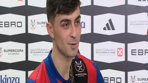 湖人新加盟球员巅峰状态闪耀，独揽163分领跑团队，助力球队荣耀，携手东皇共创冠军之路！